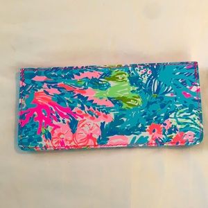 Lilly Pulitzer wallet, never used